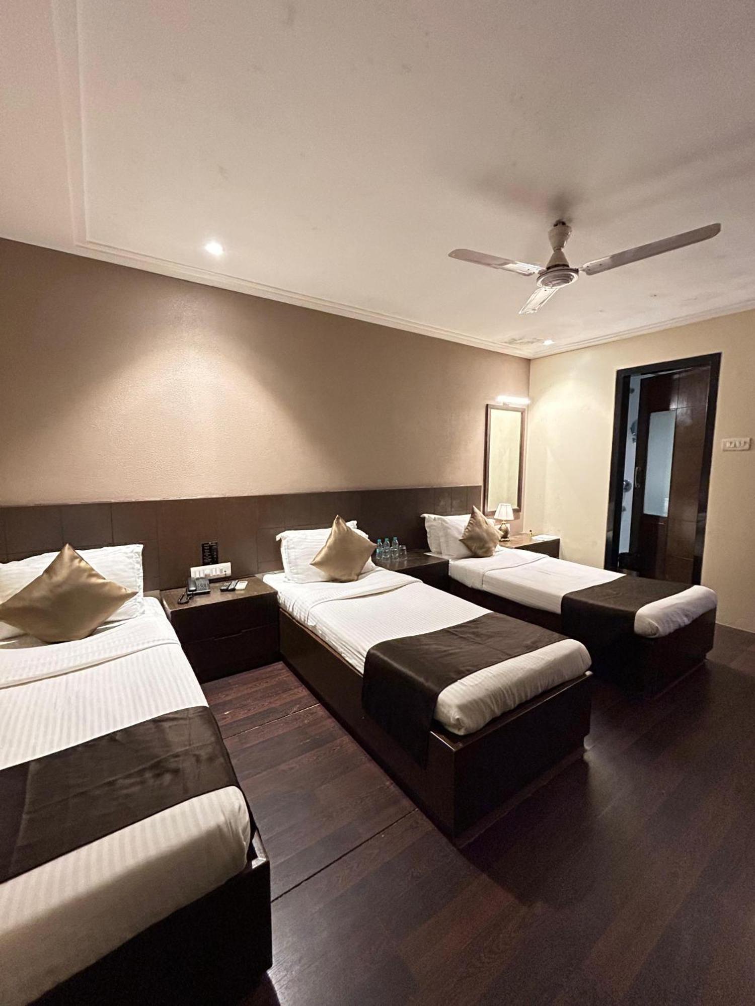 Gulf Hotel Mumbai- The Boutique Hotel Colaba Bombay Exterior foto